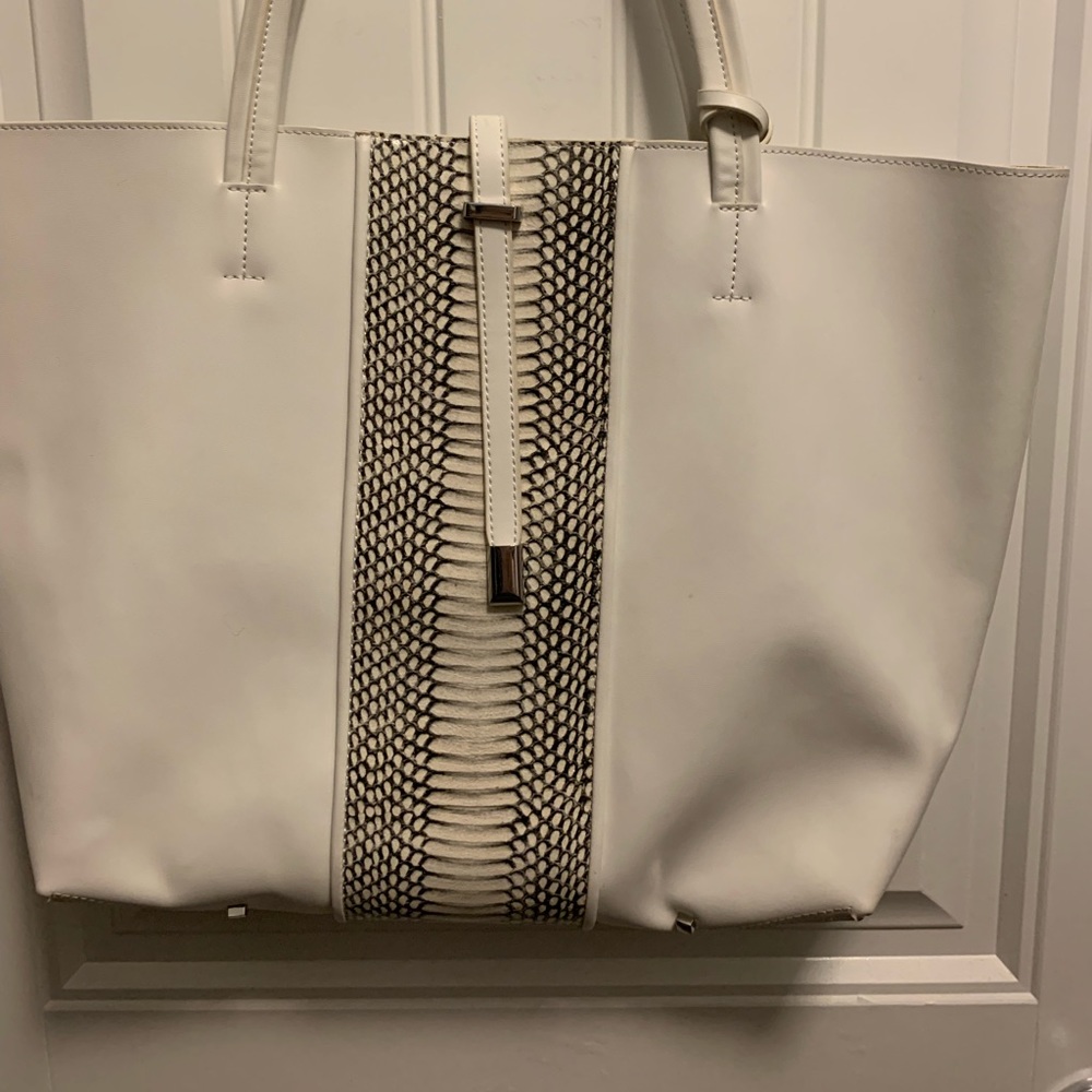 White And Python Print Vince Camuto Tote. - image 1